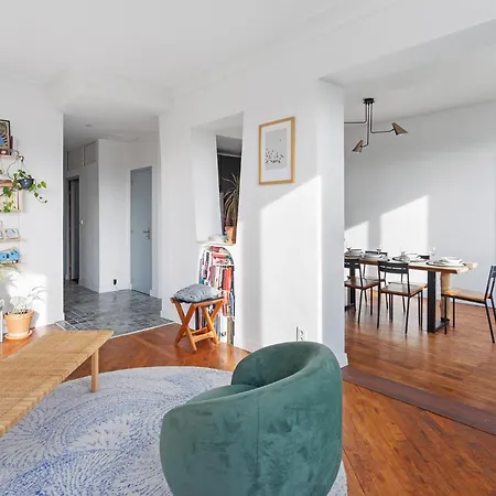 Le Lu - Confortable, & Spacieux Apartment